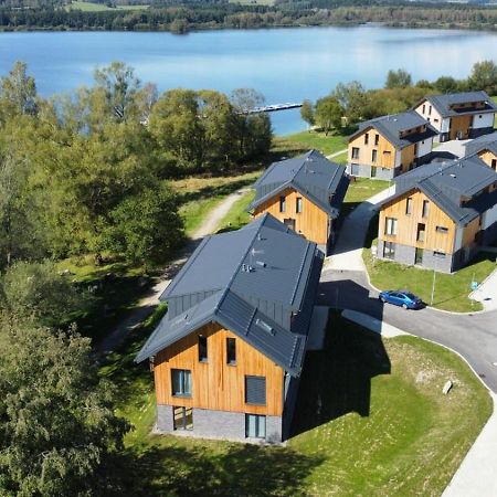 Apartman Na Brehu Lipna Černá v Pošumaví Exterior foto